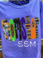 Load image into Gallery viewer, MOMster appliqué tee
